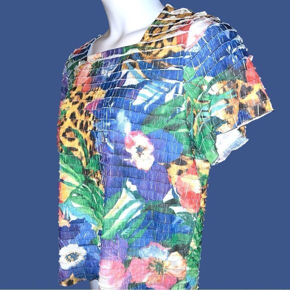 Alfred Dunner multi layered floral and animal print top! New - Picture 4 of 7